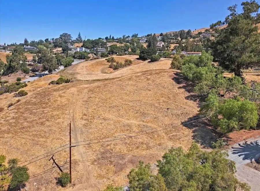 6 Claitor Way, San Jose, CA 95132 - #3