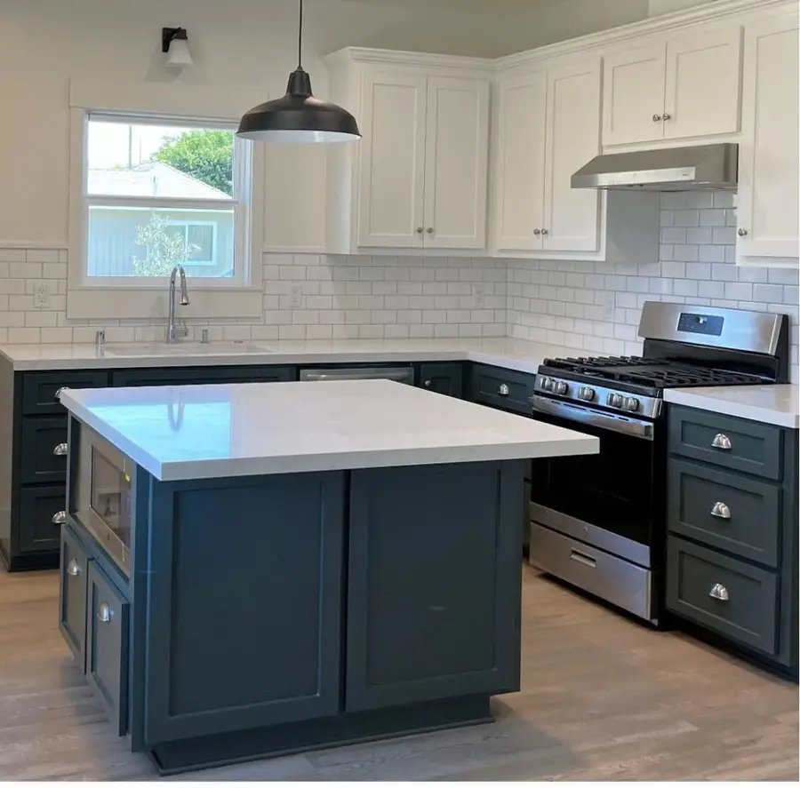 706 Central Avenue, Hollister, CA 95023 - #2