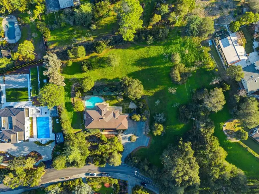 135 Harcross Road, Woodside, CA 94062 - #3