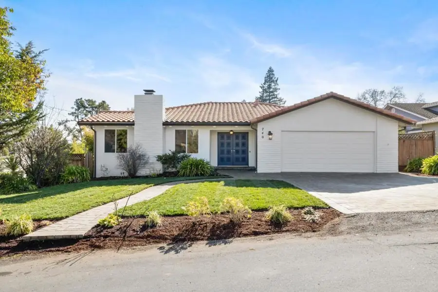 740 Greenview Place, Los Altos, CA 94024 - Image #2
