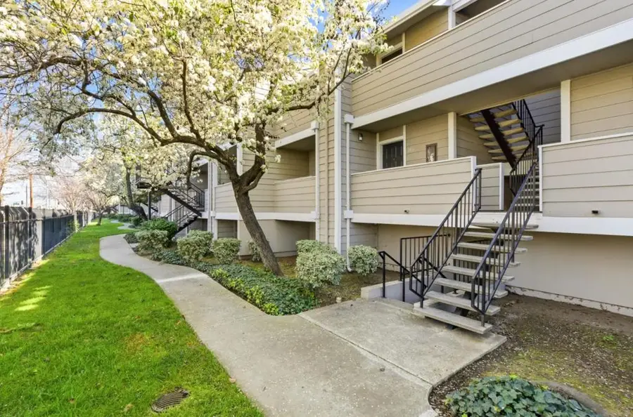 306 Stonegate Circle #306, San Jose, CA 95110 - Image #3