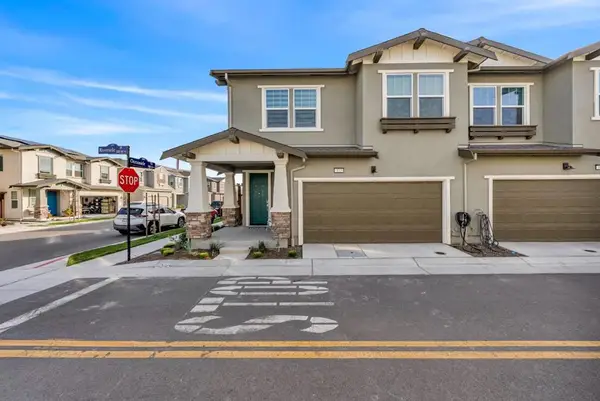 122 W Riverside Place, Tracy, CA 95391