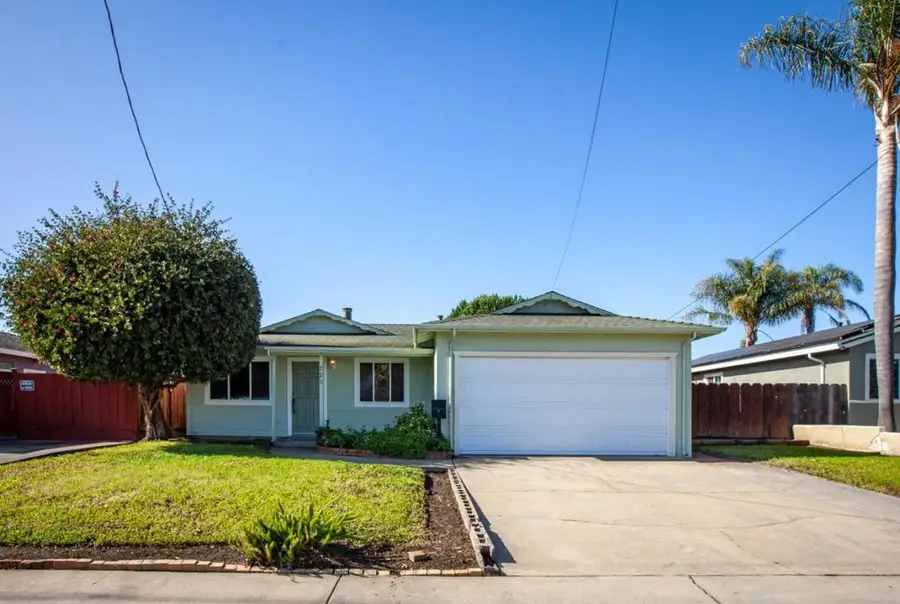 223 Shasta Street, Watsonville, CA 95076 - #2