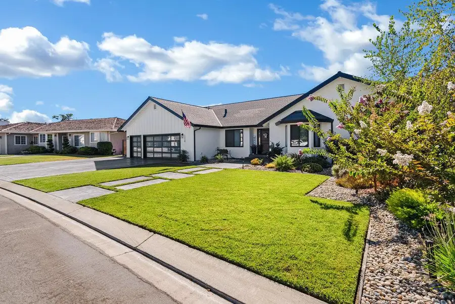 1220 S Ridgemark Drive, Hollister, CA 95023 - #2