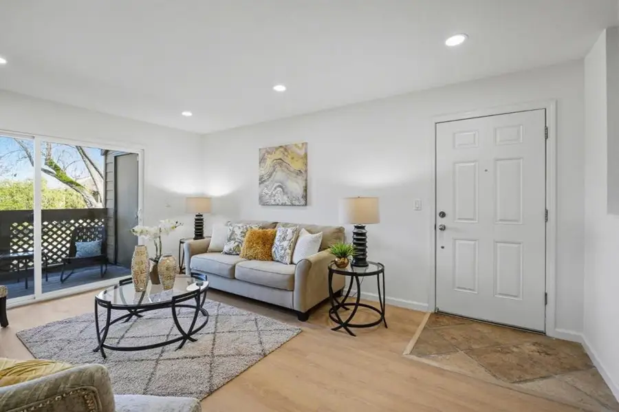 633 Teatree Court, San Jose, CA 95128 - #3