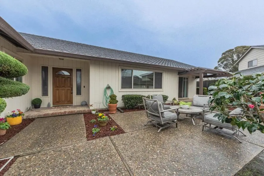 1130 Montecito Circle, Salinas, CA 93901 - #2