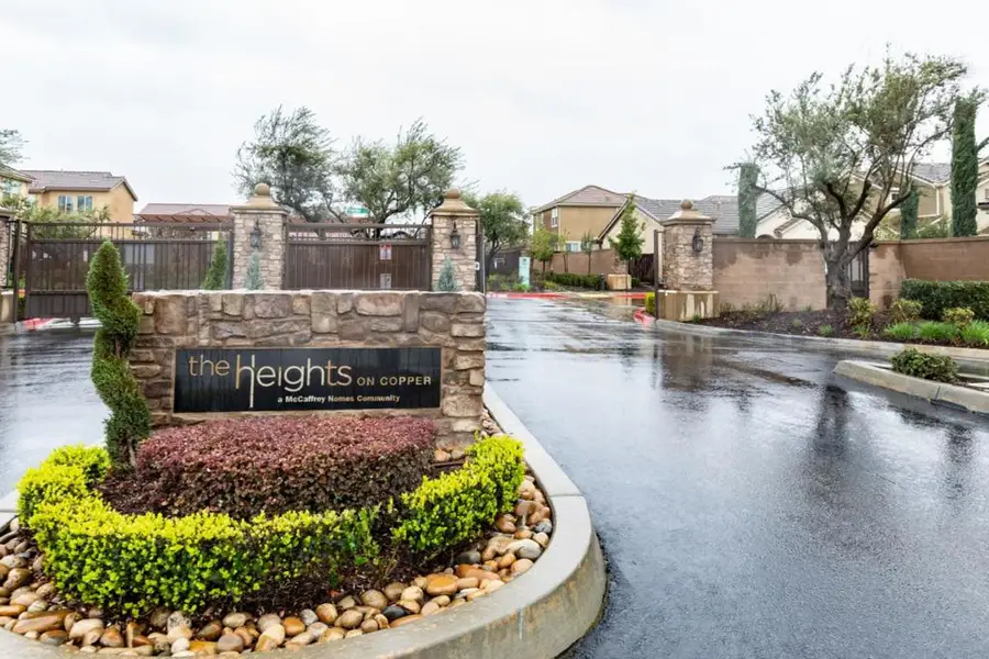 2037 E Christensen Drive, Fresno, CA 93730 - #2