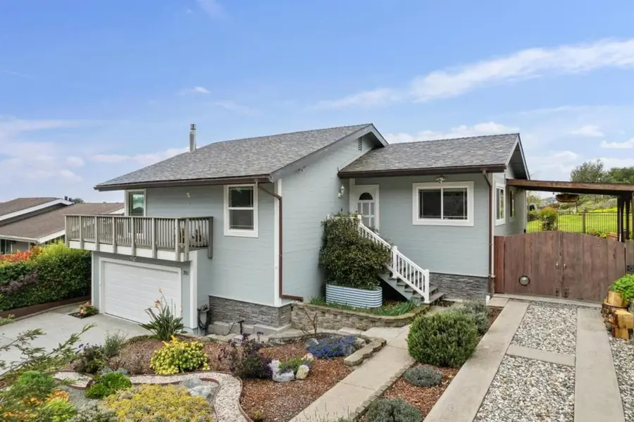 261 Coral Reef Avenue, El Granada, CA 94018 - #3