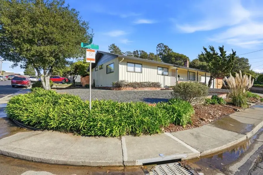 221 Pinon Avenue, Pinole, CA 94564 - #2