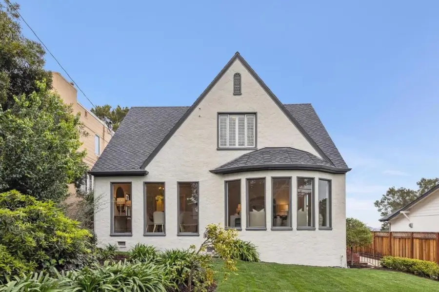 2900 Hillside Drive, Burlingame, CA 94010 - #2