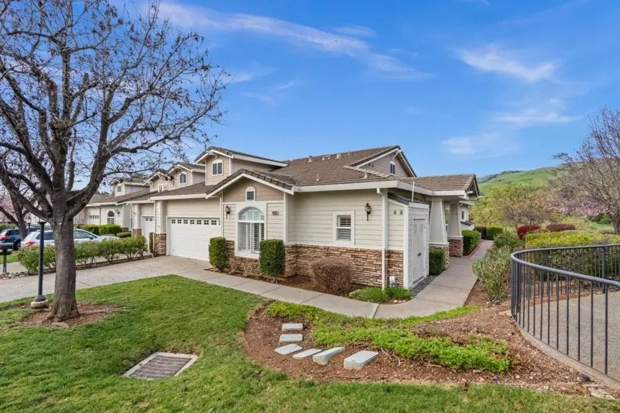 9008 Village View Drive, San Jose, CA 95135 - #2