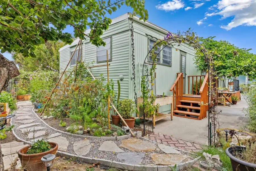 1040 38th Avenue, Santa Cruz, CA 95062 - #3