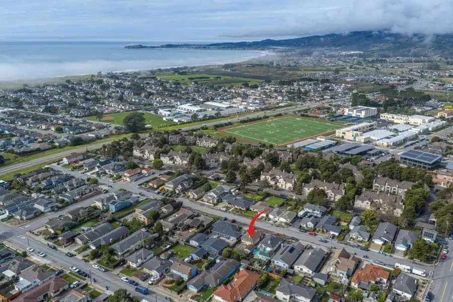 656 Myrtle Street, Half Moon Bay, CA 94019 - #2
