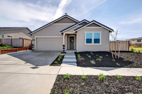 2001 Marigold Street, Hollister, CA 95023