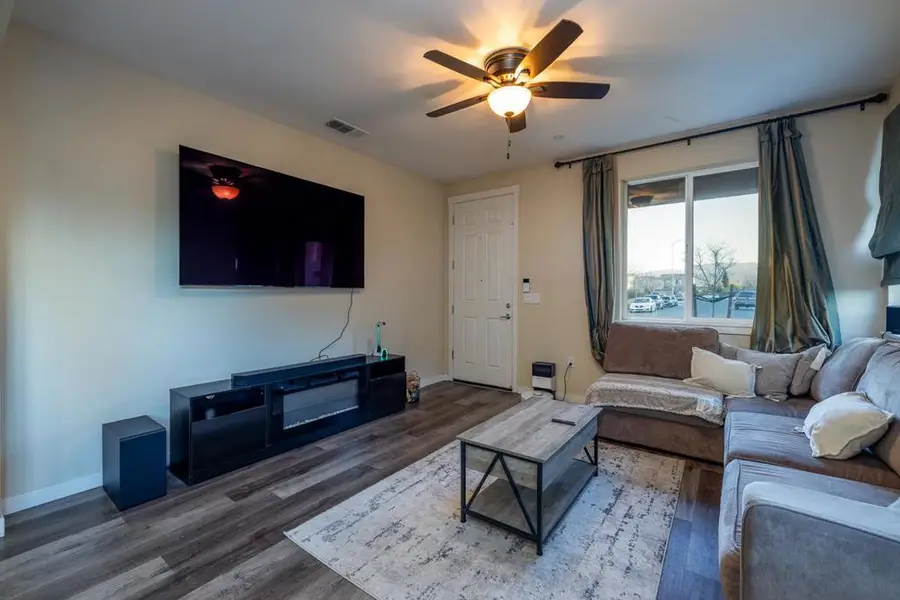 1290 Marille, Hollister, CA 95023 - #3