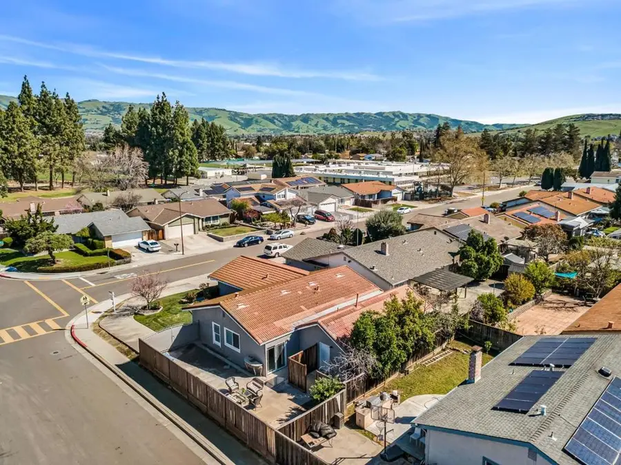 2825 Aetna Way, San Jose, CA 95121 - #2