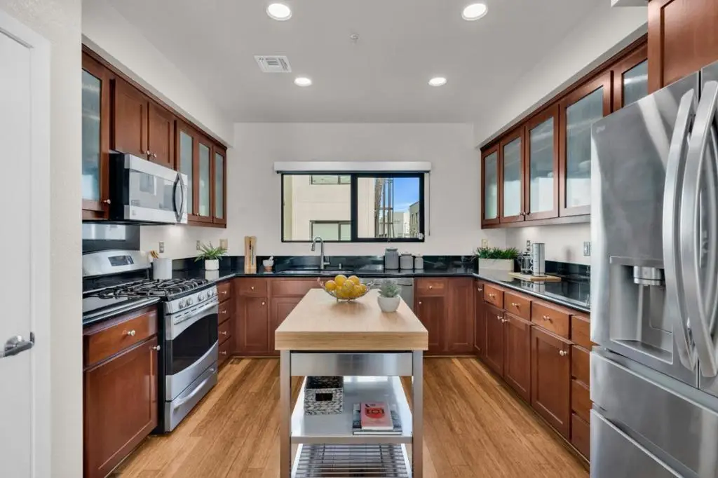 701 Zephyr Drive, Oakland, CA 94607 - #1