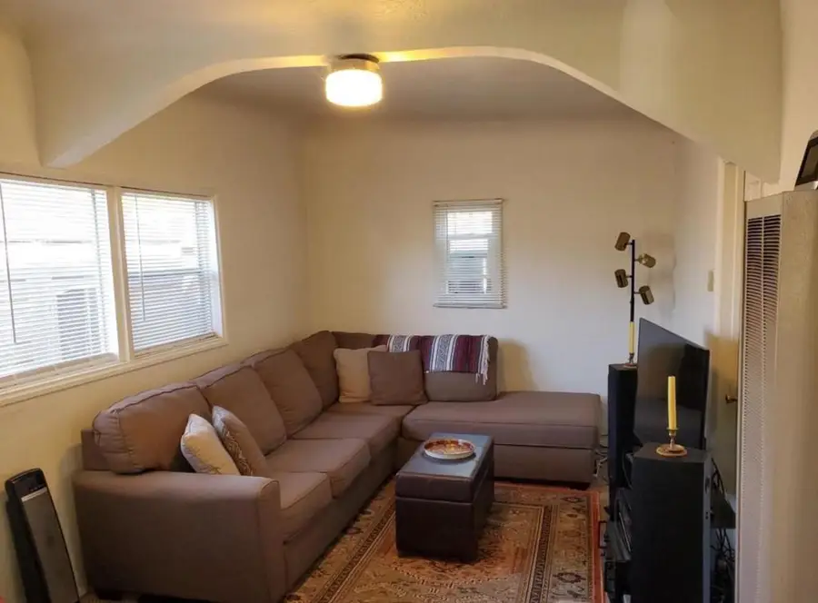 321 Hawthorne Street, Salinas, CA 93901 - #2