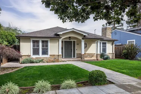 709 Orange Avenue, Los Altos, CA 94022