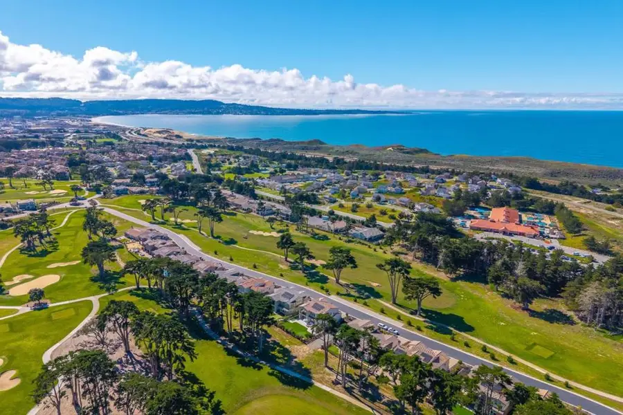 1814 Links Drive, Seaside, CA 93955 - #3