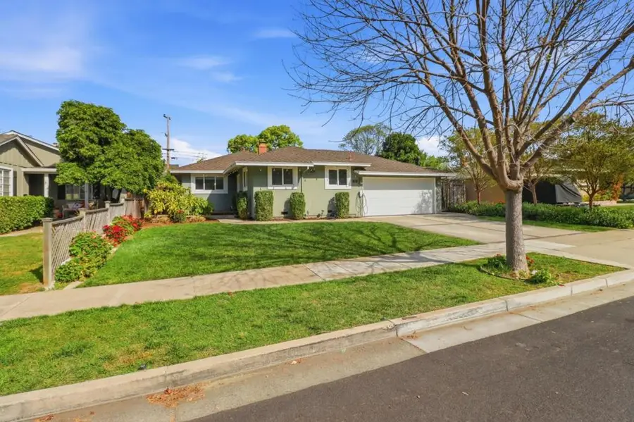 124 Hollycrest Drive, Los Gatos, CA 95032 - #3