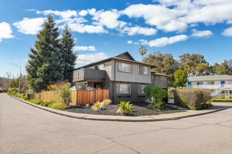 172 Permanente Way, Mountain View, CA 94041 - #3