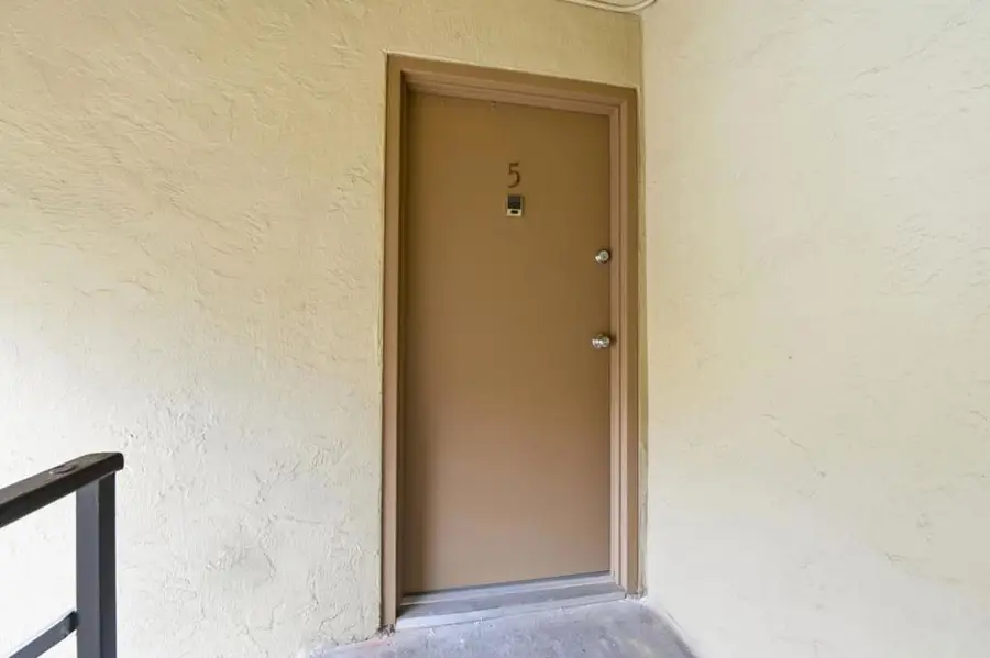 460 Auburn Way #5, San Jose, CA 95129 - #2