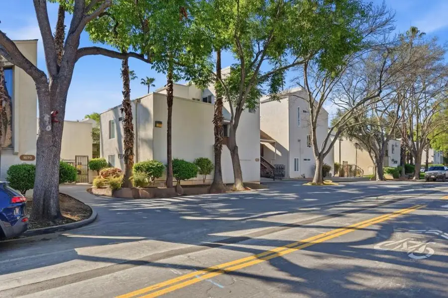 1660 Laguna Street #D, Concord, CA 94520 - #2