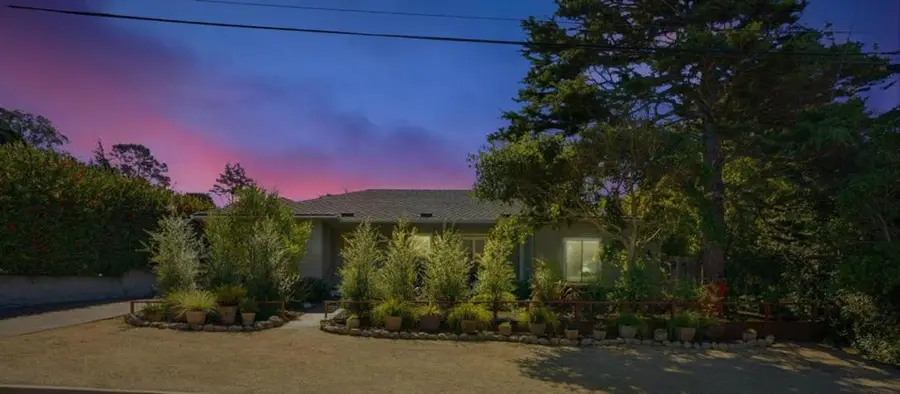 329 Stuart Avenue, Pacific Grove, CA 93950 - #3