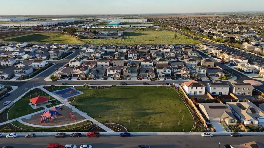 2121 Stagecoach Road, Patterson, CA 95363 - #3