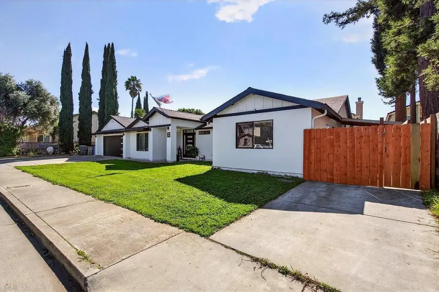 500 Ronan Avenue, Gilroy, CA 95020 - #2