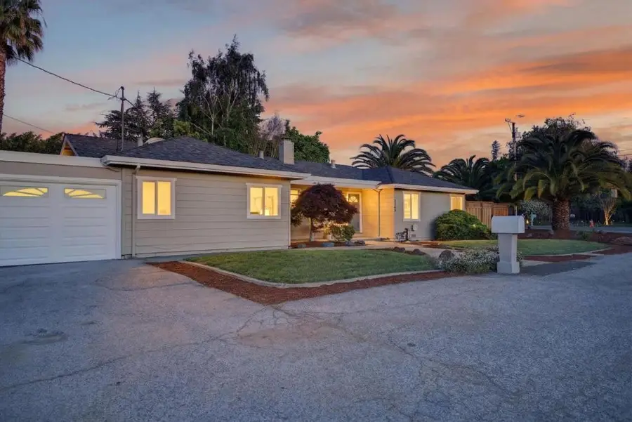 2169 Yorkshire Way, Mountain View, CA 94040 - #2