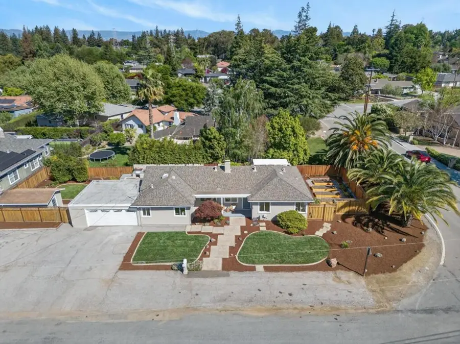 2169 Yorkshire Way, Mountain View, CA 94040 - #3