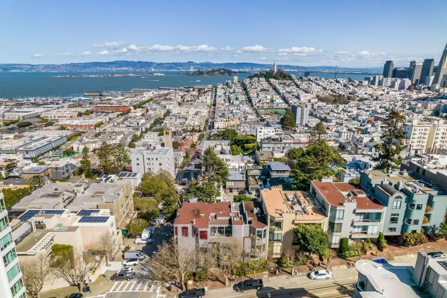 2390 Hyde Street #1A, San Francisco, CA 94109 - #2