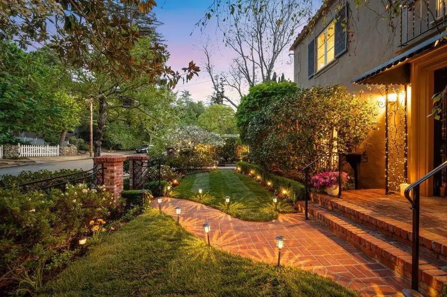 526 W Poplar Avenue, San Mateo, CA 94402 - #2