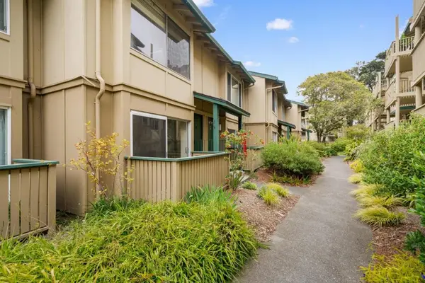 385 Mandarin Drive #11, Daly City, CA 94015