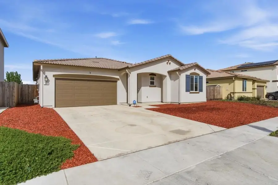 331 Lolly Way, Los Banos, CA 93635 - #2