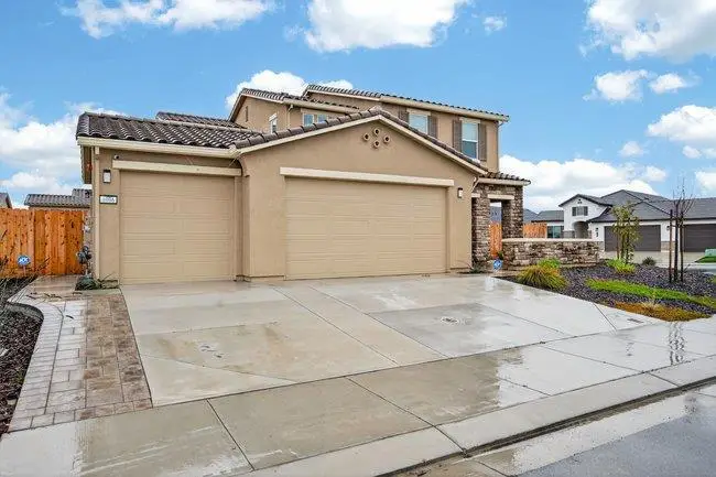 1096 Wildrose Drive, Hollister, CA 95023 - #2