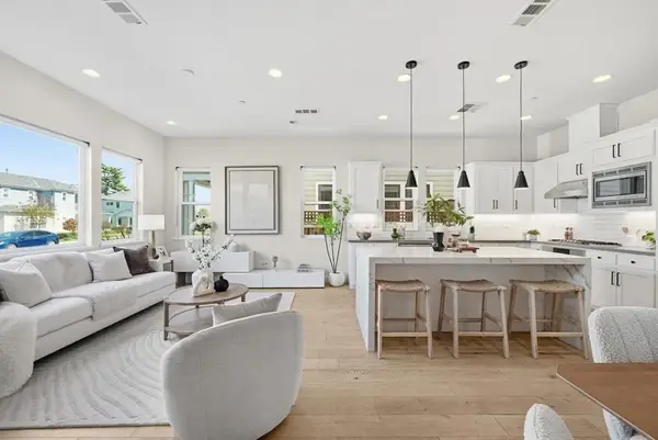 217 Athena Court, Mountain View, CA 94043