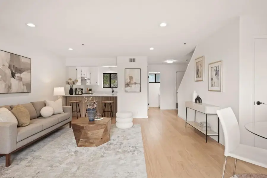 Address Withheld By Seller, Pacifica, CA 94044 - #3