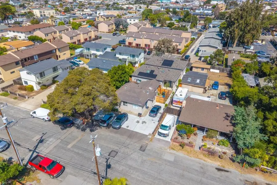 987 Harcourt Avenue, Seaside, CA 93955 - #2