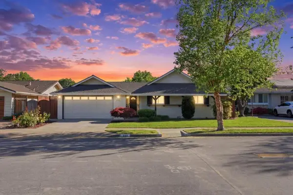 802 W Knickerbocker Drive, Sunnyvale, CA 94087