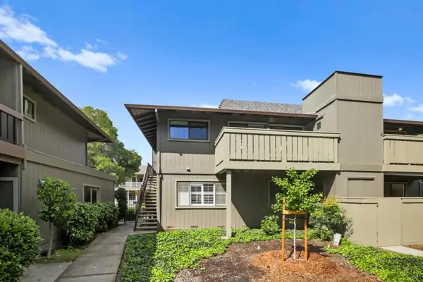 14351 Saratoga Avenue #B, Saratoga, CA 95070