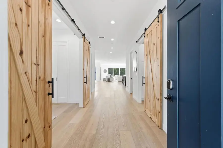 330 Grand Street, Redwood City, CA 94062 - #2