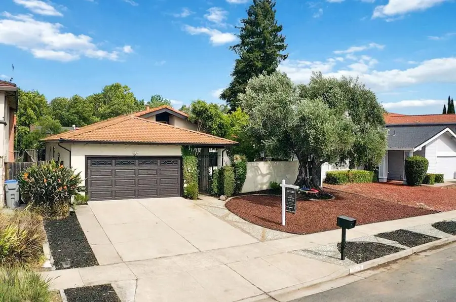 2305 Oak Flat Road, San Jose, CA 95131 - #2