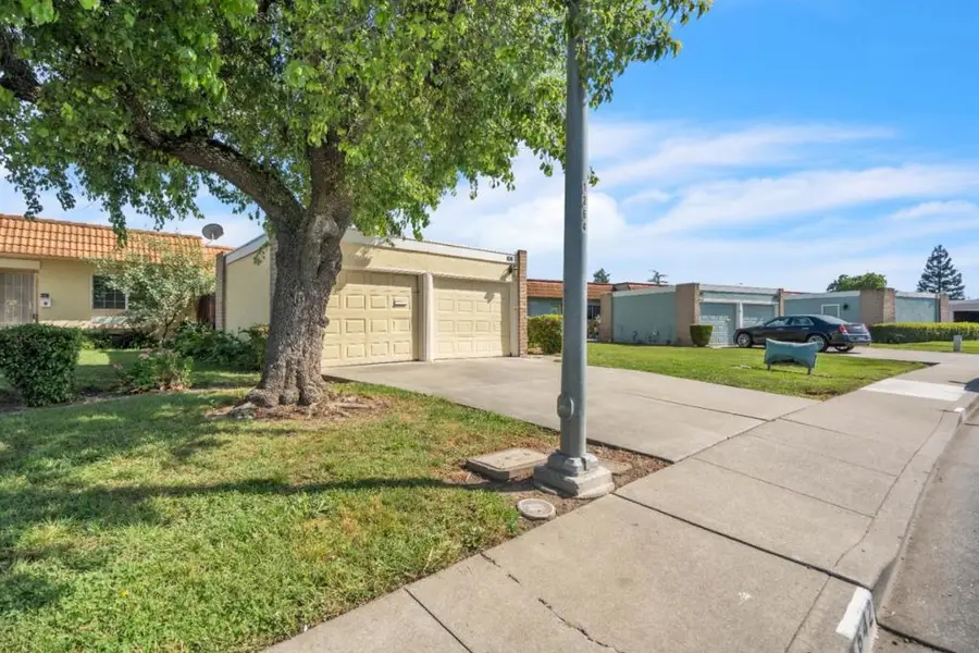 636 Yellowstone, Vacaville, CA 95687 - #3