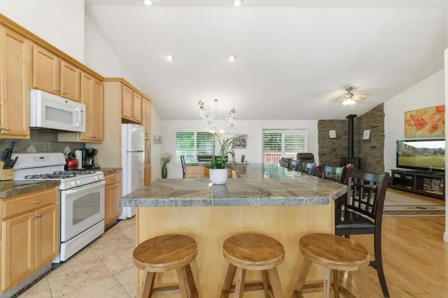 13074 Jackson Mill Drive, Groveland, CA 95321 - #2