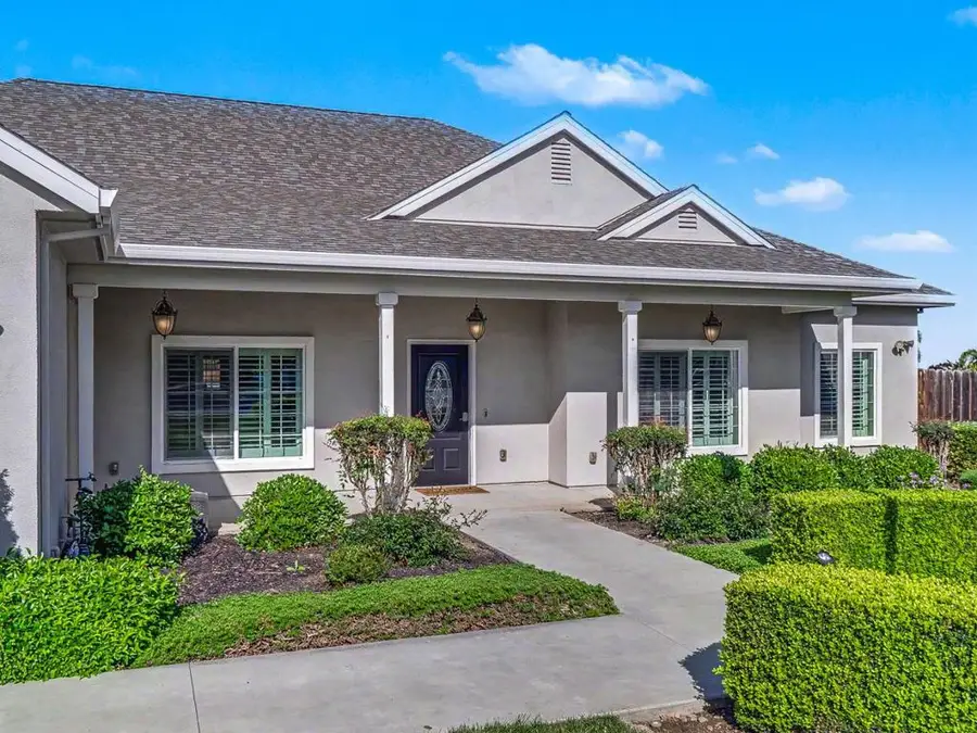 254 Rosebud Avenue, Hollister, CA 95023 - #2