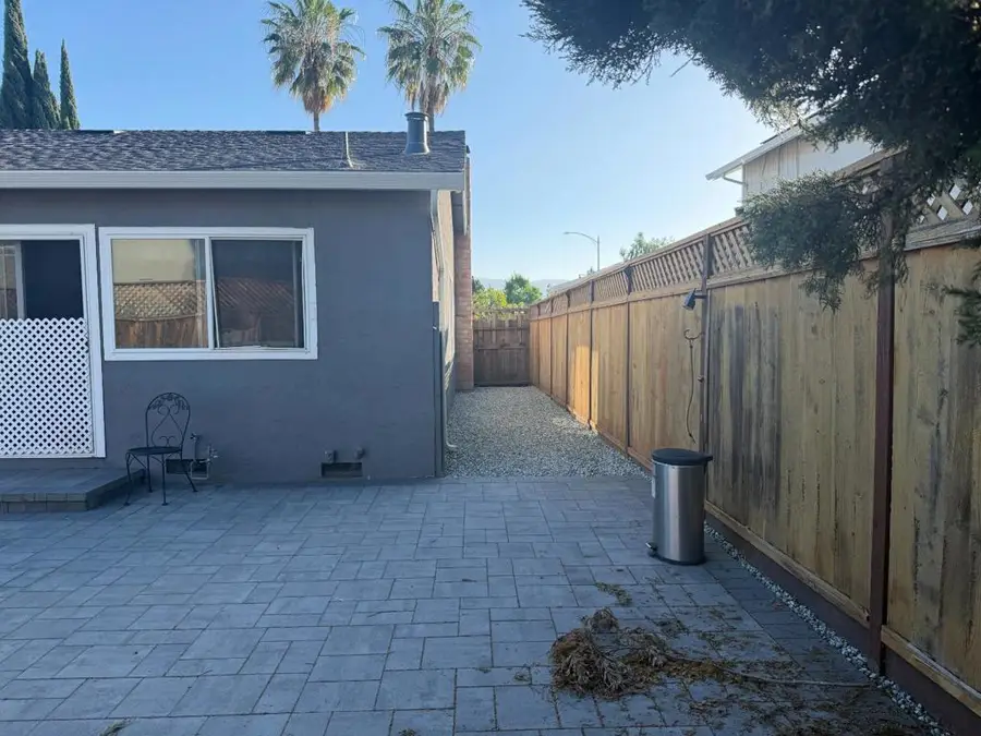 571 Kings Cross Way, San Jose, CA 95136 - #3