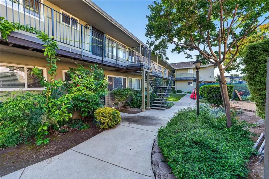 3598 Payne Avenue #8, San Jose, CA 95117 - #2
